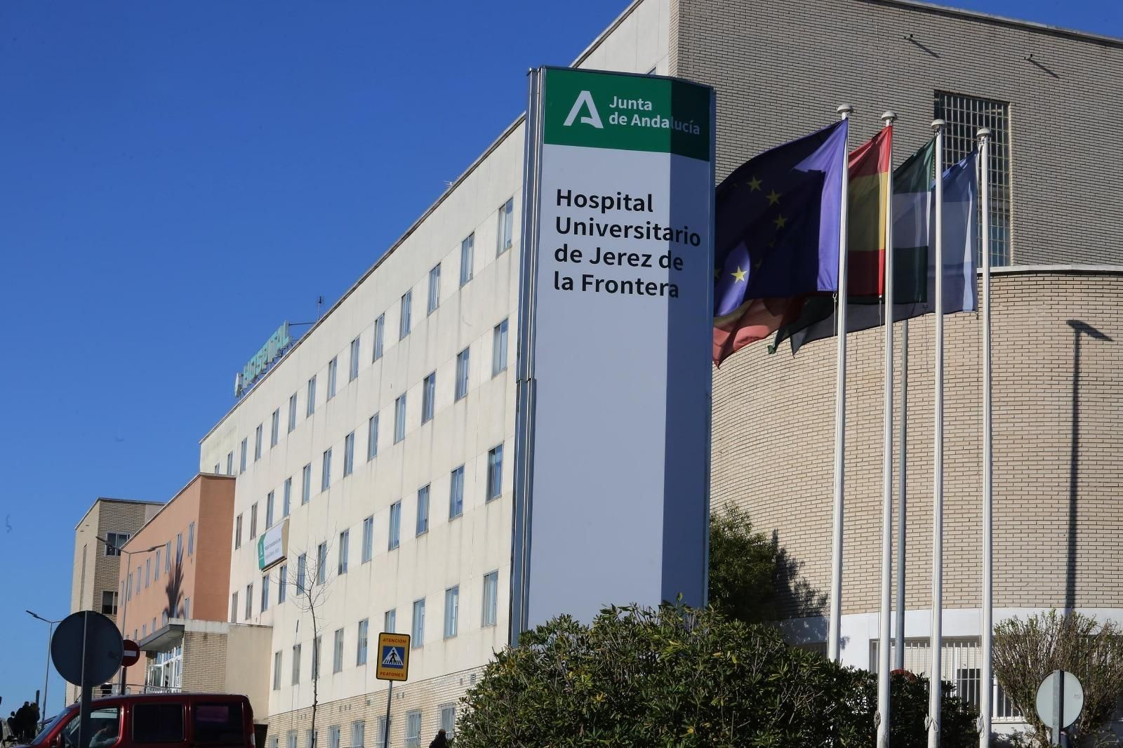 LOS TÉCNICOS EN CUIDADOS DE ENFERMERÍA ESTÁN AL LÍMITE DE SUS CAPACIDADES FÍSICAS Y EMOCIONALES